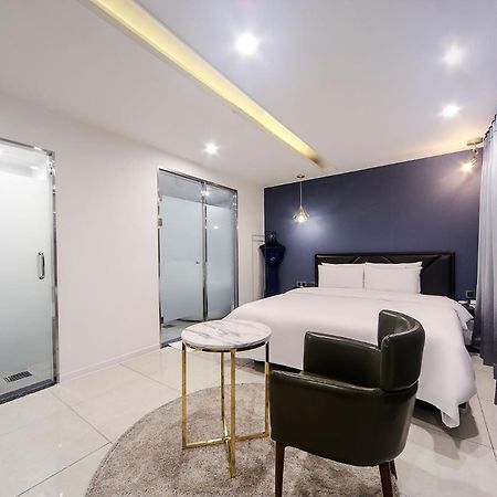 온나 호텔 대연동 부산 Daeyeon Onna Hotel Daeyeon Пусан Екстериор снимка