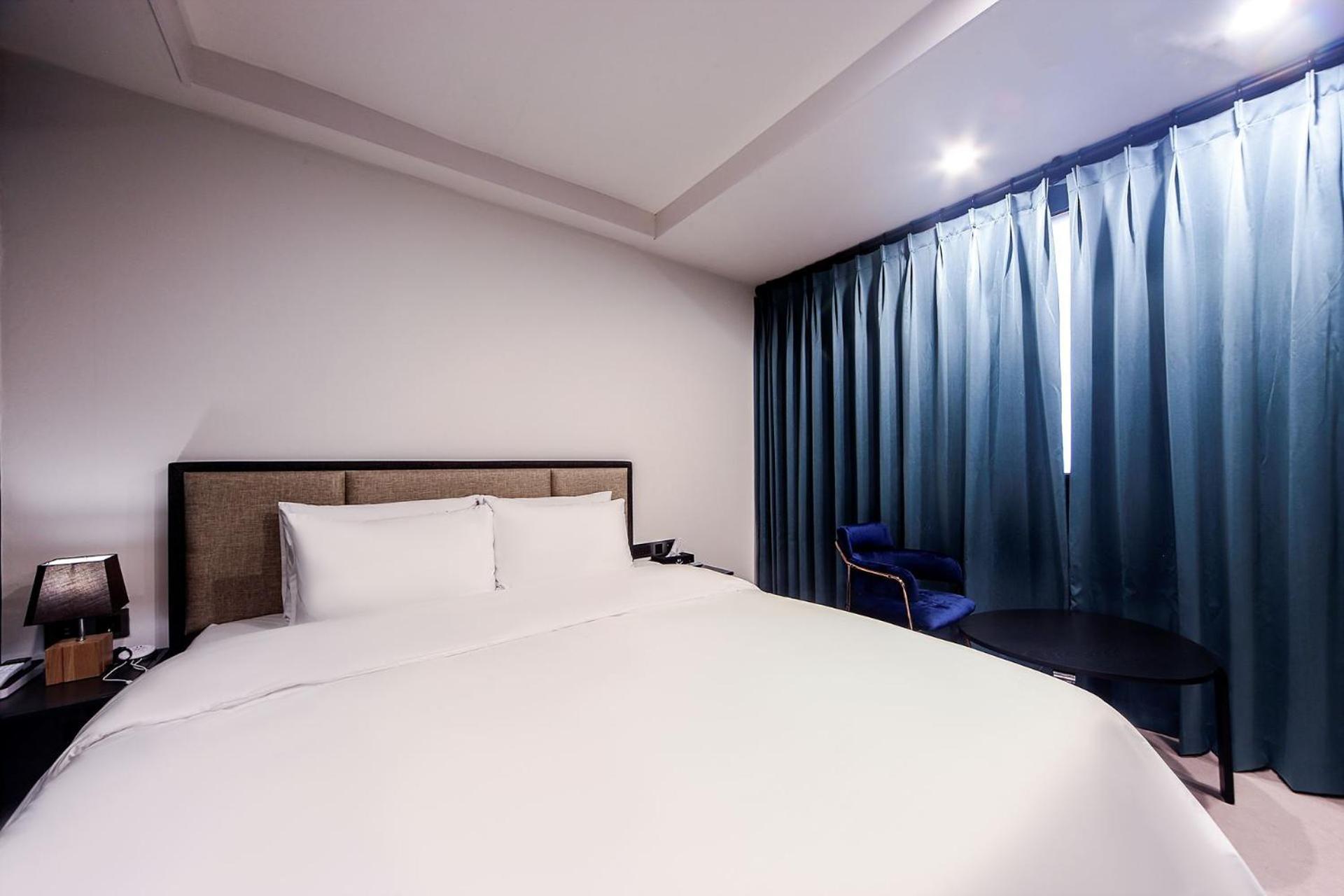 온나 호텔 대연동 부산 Daeyeon Onna Hotel Daeyeon Пусан Екстериор снимка
